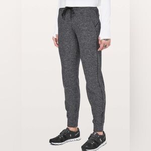 Lululemon Ready to Rulu joggers Size 2 29"
